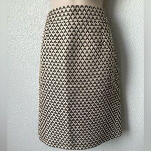 Banana Republic Black and Cream A-Line Skirt